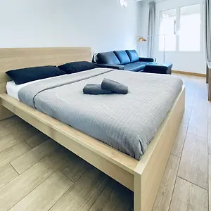https://freeparking-loft-a-fira-sants-camp-nou.topbarcelonahotels.com